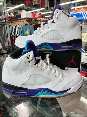 Air Jordan 5 Retro Grape (2013) Size 10.5